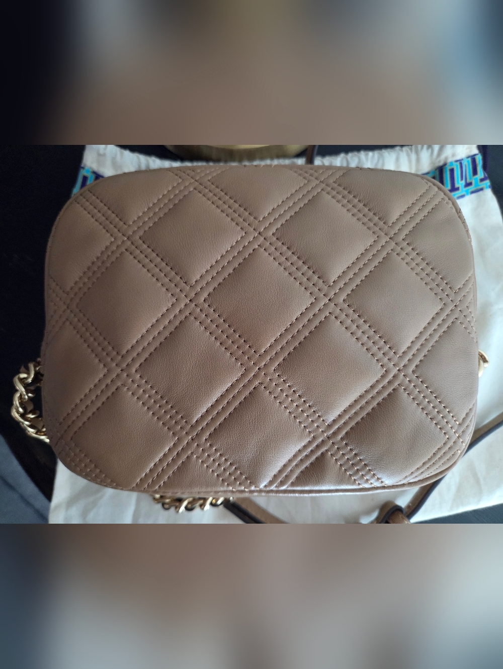 Tory Burch Fleming Soft Camera Leather Crossbody Bag Color Tiramisu - Picture 6 of 7